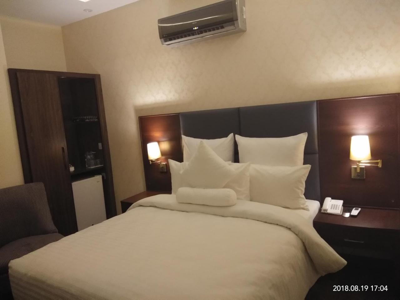 S Chalet 물탄 외부 사진