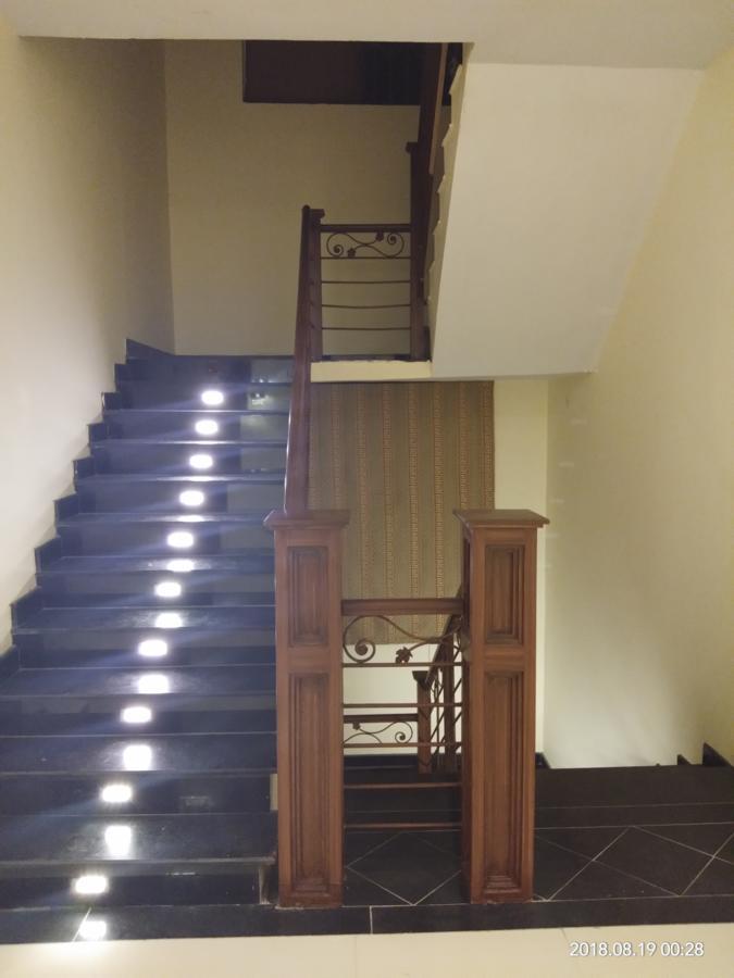 S Chalet 물탄 외부 사진